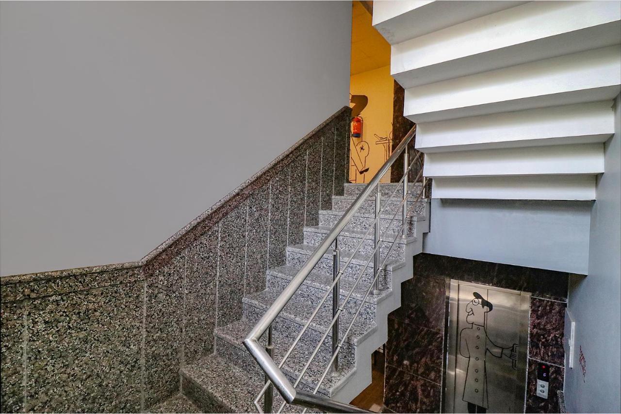 Fabhotel The Chaitanyas Rohini Sec 18 Delhi  Exterior photo